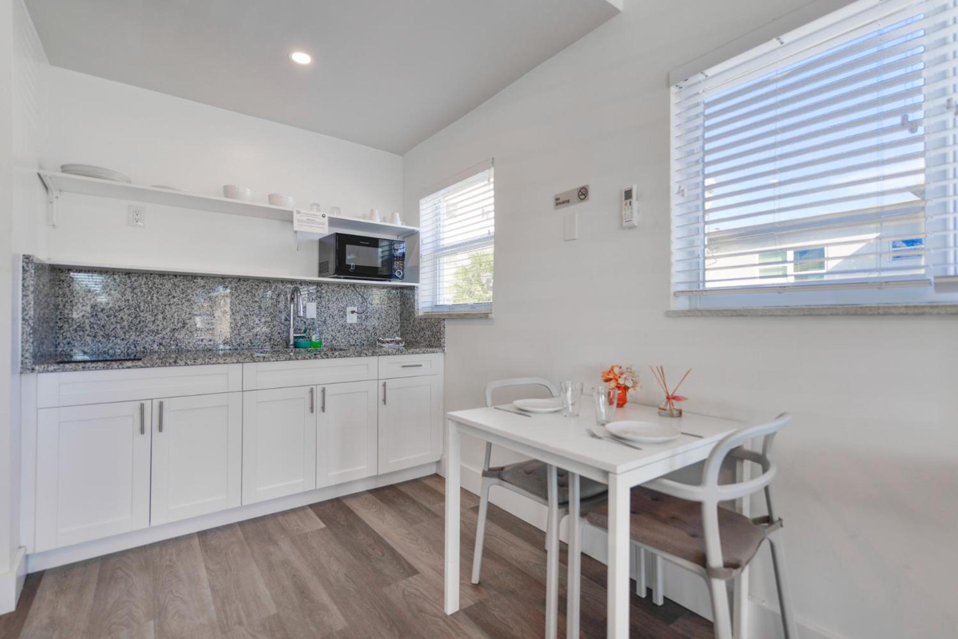 Spacious Studio With Balcony And Parking At The Beach -M46 Hollywood Ngoại thất bức ảnh