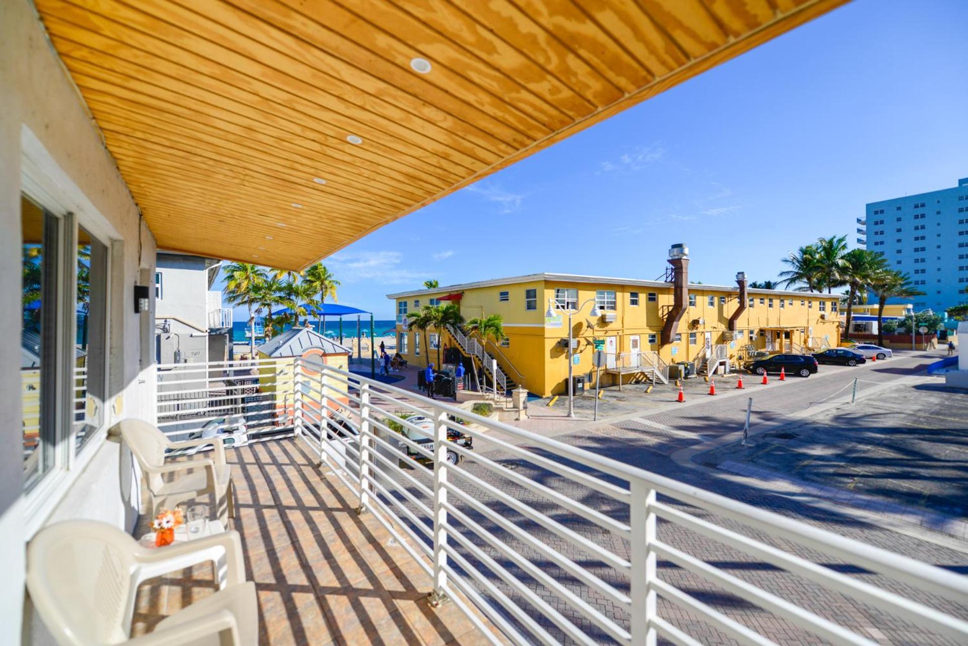Spacious Studio With Balcony And Parking At The Beach -M46 Hollywood Ngoại thất bức ảnh